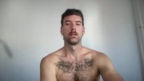 Snapshot of bigmachinejack chatting on 09-18-25, 07:10 bigmachinejack online show from 09-18-25, 07:10