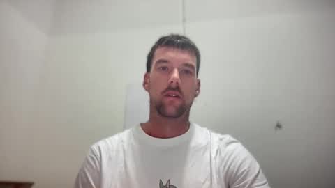 Snapshot of bigmachinejack chatting on 10-14-25, 09:32 bigmachinejack online show from 10-14-25, 09:32