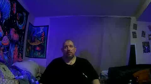 Snapshot of bigman42of0rlife chatting on 12-14-25, 12:10 bigman42of0rlife online show from 12-14-25, 12:10