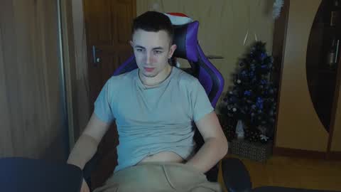 Snapshot of bigmark03 chatting on 01-10-25, 01:31 BigMark03 online show from 01-10-25, 01:31