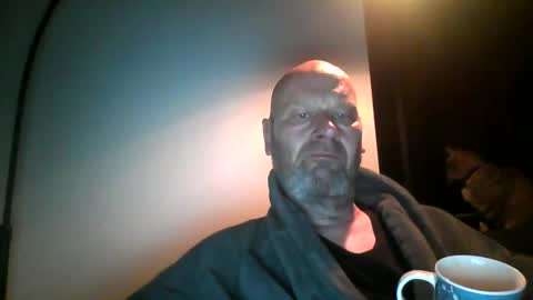 Snapshot of bigmike3339 chatting on 12-31-24, 05:44 bigmike3339 online show from 12-31-24, 05:44