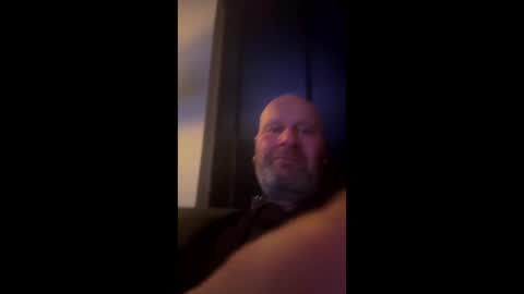 Snapshot of bigmike3339 chatting on 01-10-25, 08:15 bigmike3339 online show from 01-10-25, 08:15