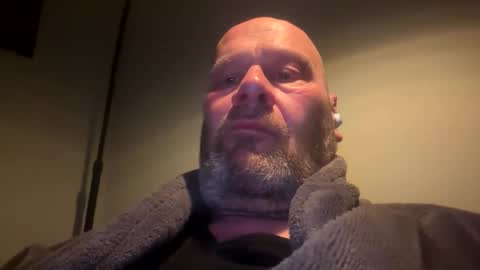 Snapshot of bigmike3339 chatting on 02-03-25, 06:02 bigmike3339 online show from 02-03-25, 06:02