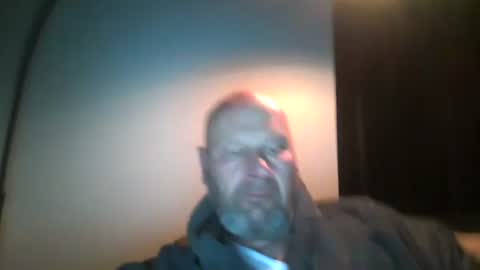 Snapshot of bigmike3339 chatting on 02-15-25, 05:30 bigmike3339 online show from 02-15-25, 05:30