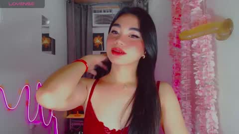 kiaaannaaaa online show from 04-25-26, 10:51
