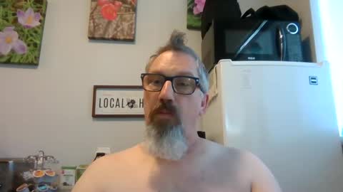 Snapshot of bignhard69_ chatting on 10-06-25, 05:21 Bignhard696 online show from 10-06-25, 05:21