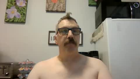 Snapshot of bignhard69_ chatting on 12-16-25, 06:02 Bignhard696 online show from 12-16-25, 06:02