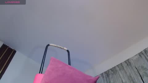 Luna online show from 10-03-25, 03:36