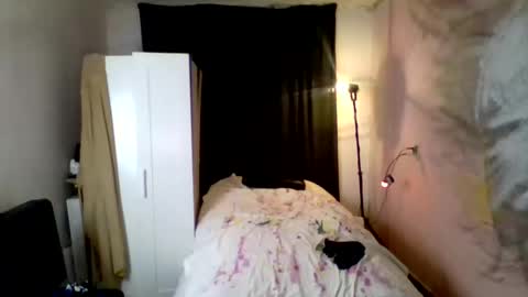 Snapshot of bigo247 chatting on 09-25-25, 05:16 Shemale Anna online show from 09-25-25, 05:16