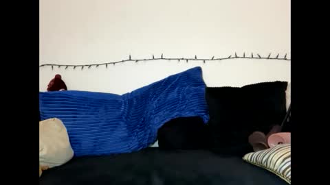 Snapshot of bigoltittycomittee chatting on 11-23-25, 11:04 bigoltittycomittee online show from 11-23-25, 11:04