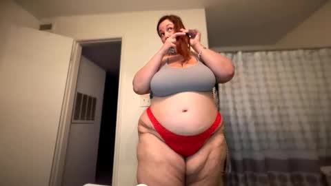 Snapshot of bigoltittycomittee chatting on 01-11-26, 11:21 bigoltittycomittee online show from 01-11-26, 11:21