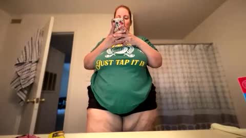 Snapshot of bigoltittycomittee chatting on 03-15-26, 04:35 bigoltittycomittee online show from 03-15-26, 04:35