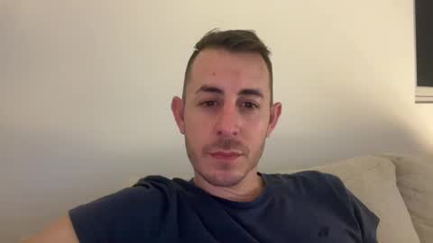 Snapshot of bigonehott chatting on 02-21-25, 03:23       online show from 02-21-25, 03:23