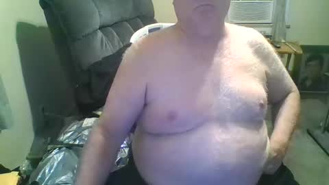 bigpappy77 online show from 12-09-24, 02:56