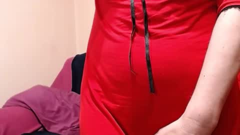 Snapshot of bigpussylipskiss chatting on 01-05-25, 02:27 Sophia online show from 01-05-25, 02:27