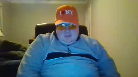 Snapshot of bigred_nyc chatting on 01-25-25, 04:02 Big Red online show from 01-25-25, 04:02