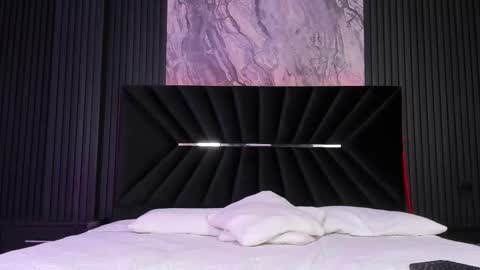 Snapshot of bigsexxyass chatting on 09-24-25, 05:11 Zayra online show from 09-24-25, 05:11