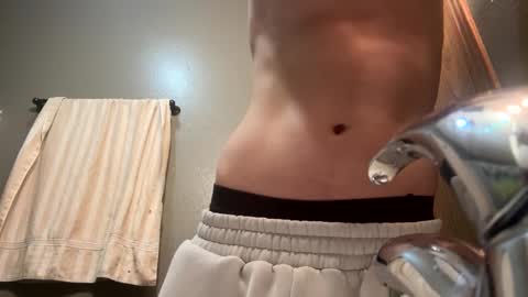 bigskinnyboyshh online show from 12-26-24, 06:54