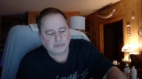 Snapshot of bigthicksatisfying2 chatting on 10-17-25, 01:31 bigthicksatisfying2 online show from 10-17-25, 01:31