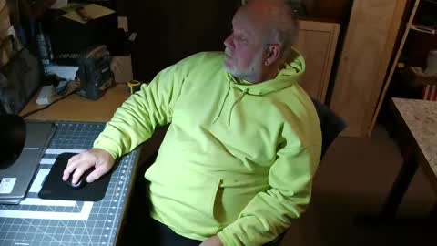 bigthump9999 online show from 12-15-24, 04:59