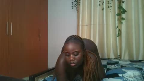 bigtits_baddie online show from 12-02-25, 11:00