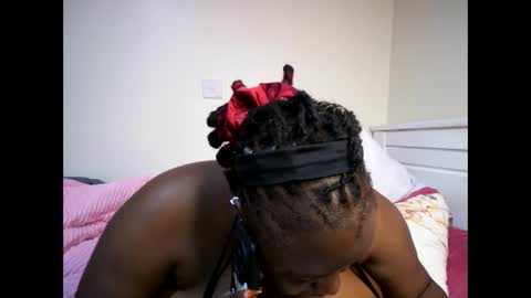 bigtittyslut_ online show from 10-07-25, 12:35