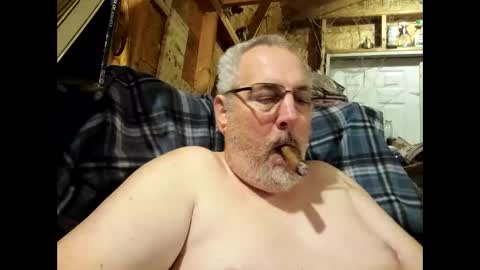 Biguy52 online show from 12-21-24, 08:50