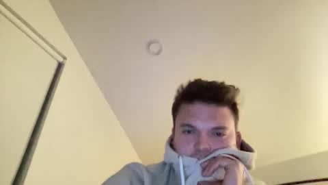 Riley  online show from 11-05-25, 06:57