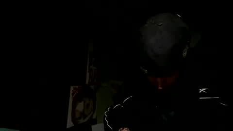 Snapshot of bigwalkdog12 chatting on 12-24-24, 02:32 Floppyphallus online show from 12-24-24, 02:32