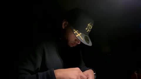 Snapshot of bigwalkdog12 chatting on 12-25-24, 06:20 Floppyphallus online show from 12-25-24, 06:20