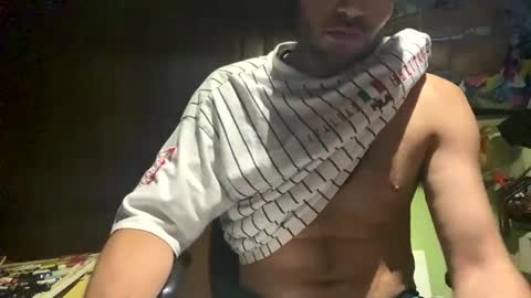 Snapshot of bigwalkdog12 chatting on 12-30-24, 07:04 Floppyphallus online show from 12-30-24, 07:04