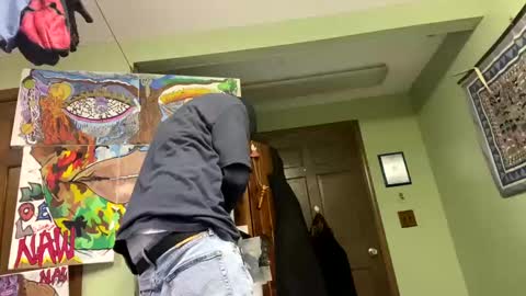 Snapshot of bigwalkdog12 chatting on 02-14-25, 04:09 Floppyphallus online show from 02-14-25, 04:09