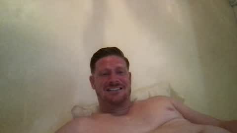 Snapshot of bigwhitecock71 chatting on 09-30-25, 02:00 Big white cock online show from 09-30-25, 02:00
