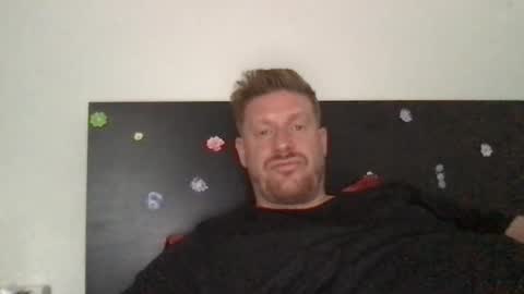 Snapshot of bigwhitecock71 chatting on 10-05-25, 12:58 Big white cock online show from 10-05-25, 12:58