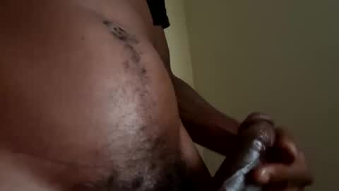 Snapshot of bigwood1200 chatting on 09-30-25, 01:16 bigwood1200 online show from 09-30-25, 01:16