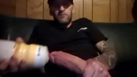 Snapshot of bigwytecock1979 chatting on 03-05-26, 01:01 bigwytecock1979 online show from 03-05-26, 01:01