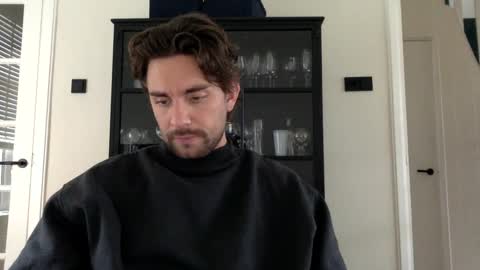 bikdig1 online show from 02-21-25, 02:48