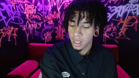 Sebas online show from 11-17-25, 02:45