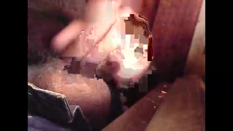 Snapshot of bilco03 chatting on 11-04-25, 11:42 bilco03 online show from 11-04-25, 11:42