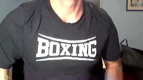 Snapshot of bilie69 chatting on 01-08-25, 01:11 bilie online show from 01-08-25, 01:11