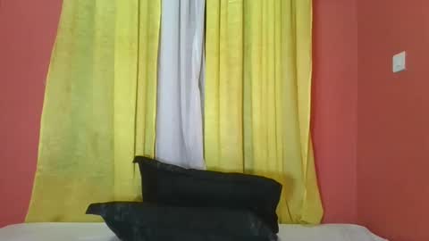 Snapshot of bilion_ass chatting on 02-11-25, 06:33 TREZAH online show from 02-11-25, 06:33