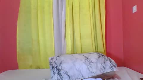 Snapshot of bilion_ass chatting on 03-08-25, 12:09 TREZAH online show from 03-08-25, 12:09