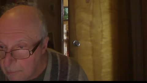 Snapshot of bill_25061 chatting on 01-09-25, 06:15 bill_25061 online show from 01-09-25, 06:15