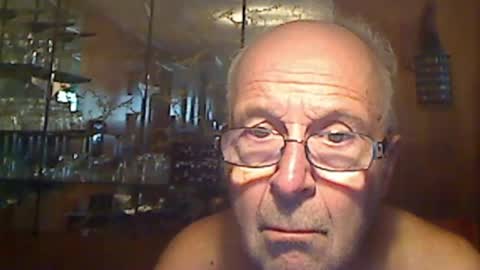 Snapshot of bill_25061 chatting on 09-22-25, 01:46 bill_25061 online show from 09-22-25, 01:46