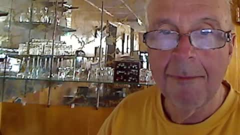 Snapshot of bill_25061 chatting on 10-04-25, 06:17 bill_25061 online show from 10-04-25, 06:17