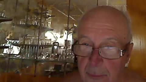 Snapshot of bill_25061 chatting on 11-03-25, 02:07 bill_25061 online show from 11-03-25, 02:07