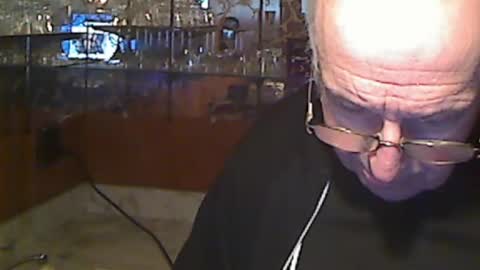Snapshot of bill_25061 chatting on 11-10-25, 05:56 bill_25061 online show from 11-10-25, 05:56