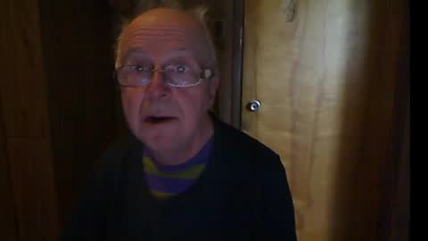 Snapshot of bill_25061 chatting on 03-15-26, 01:39 bill_25061 online show from 03-15-26, 01:39