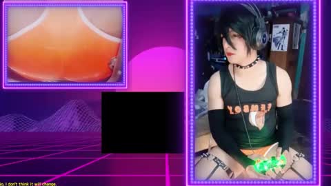 Snapshot of billie_cross_ chatting on 12-14-25, 08:09 billie_cross_ online show from 12-14-25, 08:09