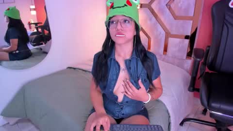 Billie online show from 11-15-25, 04:10